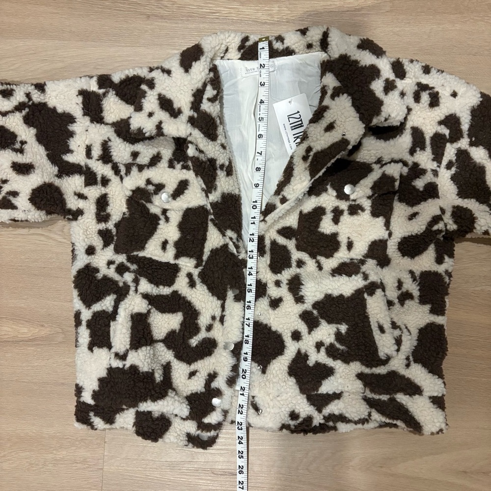 NWT 12th Tribe Belle Cow Print Teddy Jacket size S - Picture 8 of 8